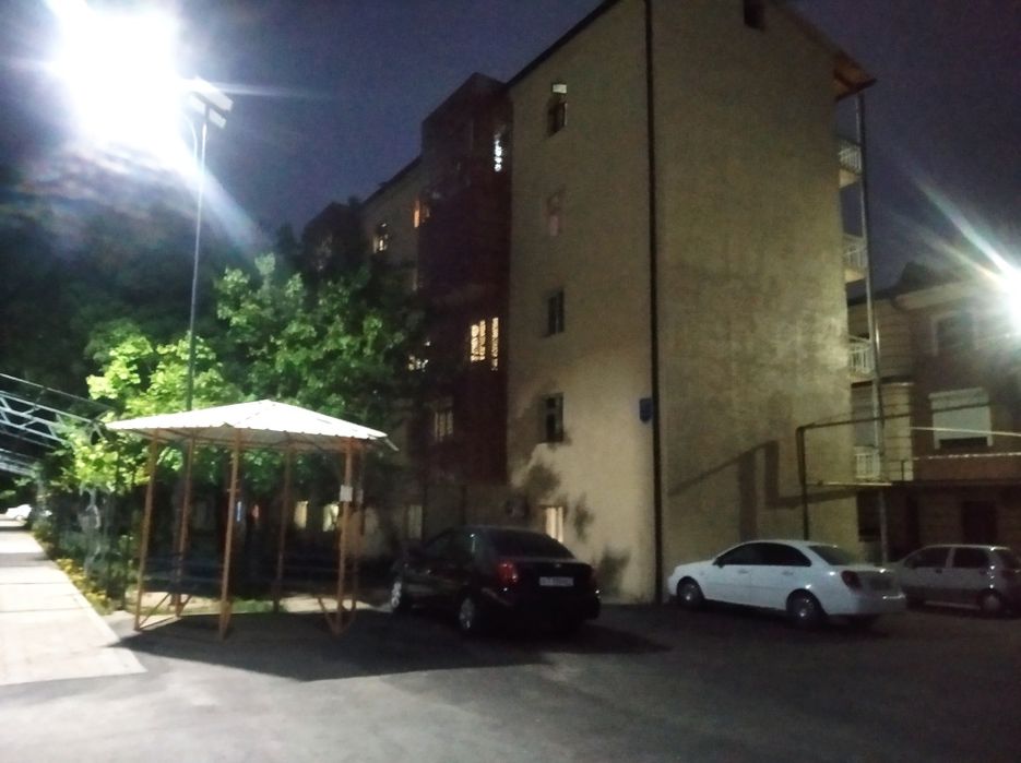 СВОЯ на Гулхани! Золотой 3-й этаж. Кирпич. Идеально для жизни и бизнес