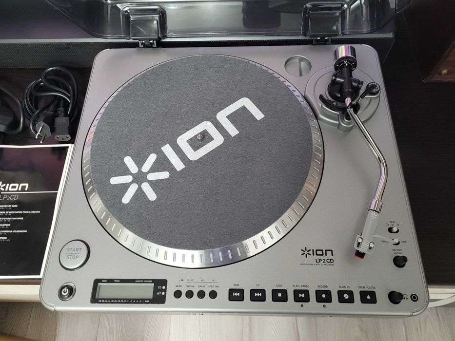 ION LP 2 CD turntable with cd recorder