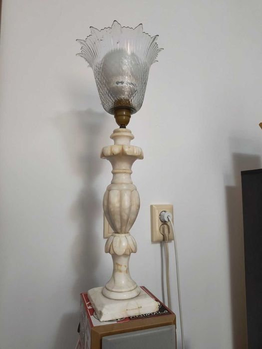 Мраморна лампа 57см