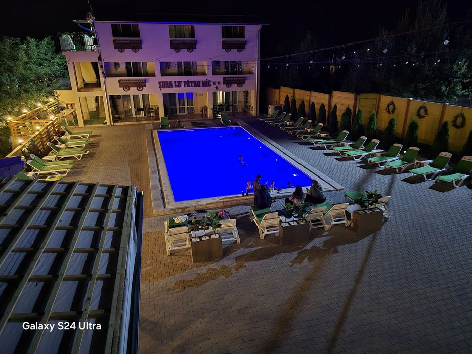 Pensiune de vânzare in Vulcan-22 camere