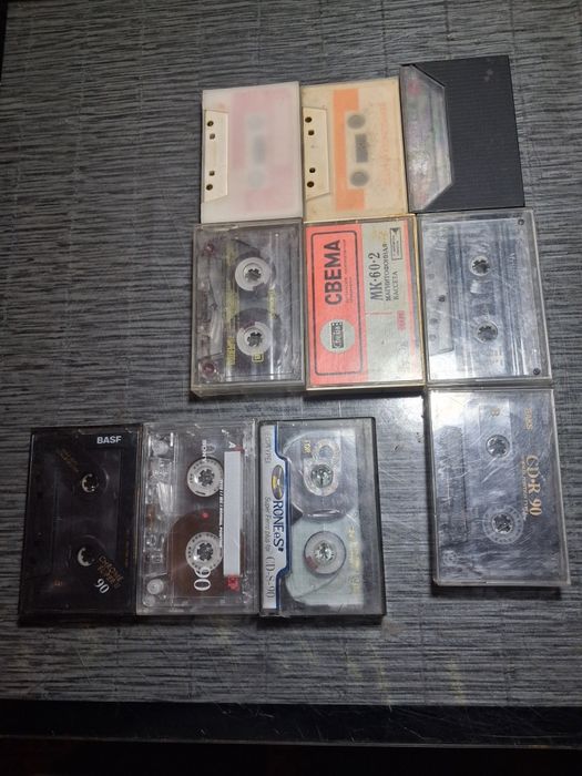 Аудиокассеты. 3тыс за всё.