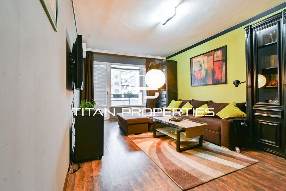 Дава се под наем Двустаен апартамент в София, Сердика - 55 кв.м за 648.21 € - Снимка #1