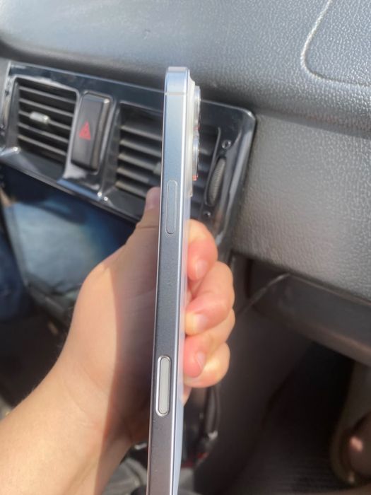 Продам Iphone 16 pro max