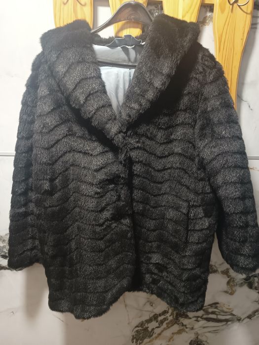 Дамско Еко палто