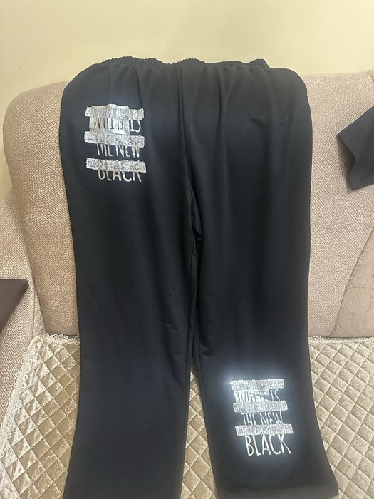 Брючный костюм фирмы Darkwin