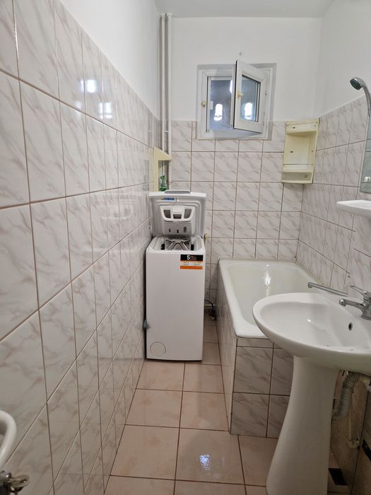 Apartament 2 camere de închiriat