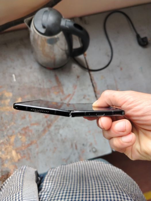 Z fold 3 12/256 1 sim