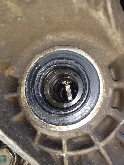 Скоростна кутия РАВ4 2007 г бензин ръчна