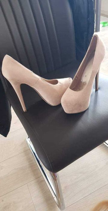 Обувки с висок ТОК