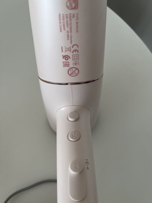 Сешоар Philips 2300W