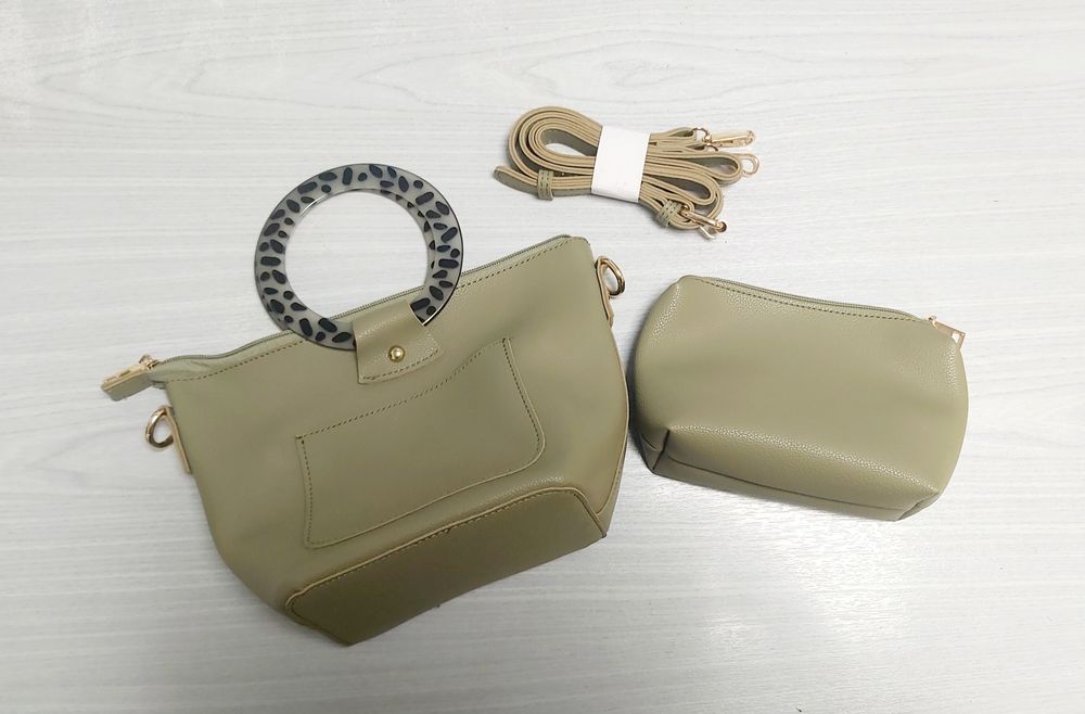 Дамски чанти нови