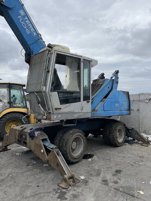 Fuchs MHL 320 excavator graifer - schimb auto/ teren