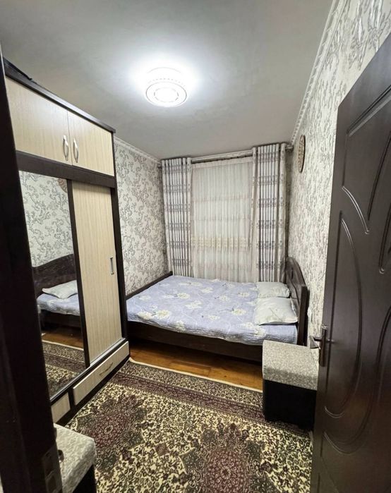 Квартира на Кушбеги 2/5/5 общ пл 62м ,2 балкона