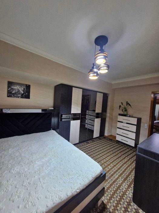 Юнусабад-4, 2в3/3/4 Кирпич! Отличная локация (Сезам)