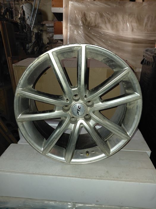 Продам 4 диска на Субару Аутбэк