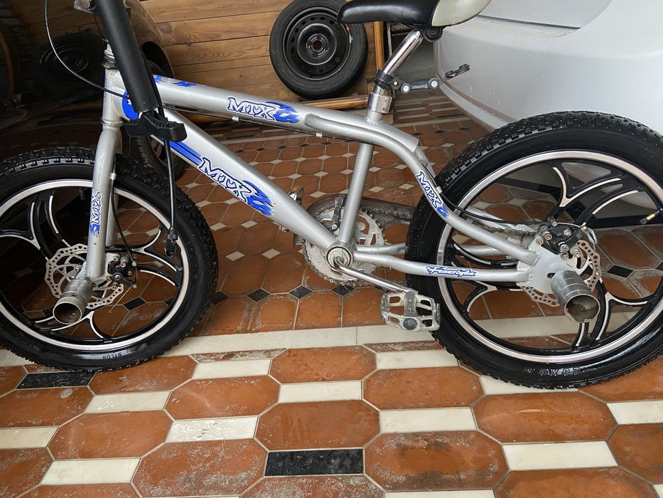 Velosiped spartivniy baquvatidan ikkalasini bir joyga kelishamiz