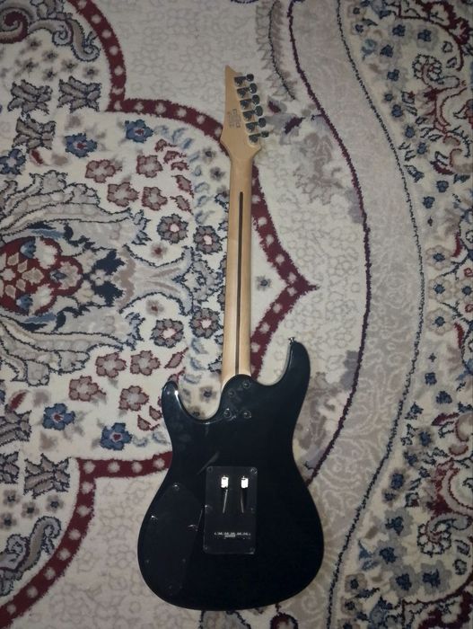 Gitara sotiladi holati ideal narxini kelishamiz