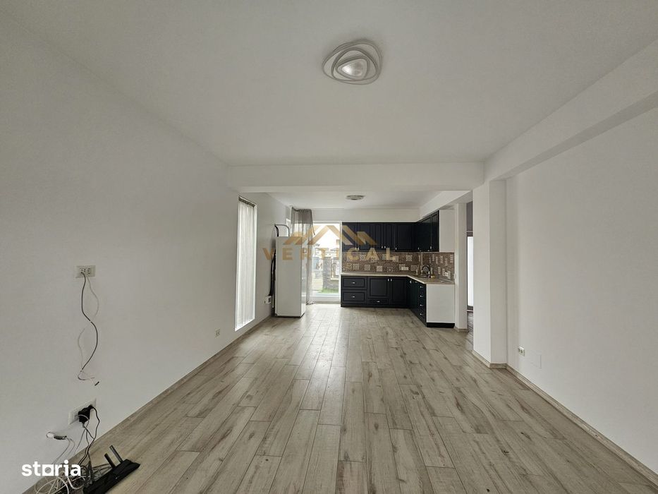Casa cu panouri fotovoltaice de 6kw  - comuna Berceni
