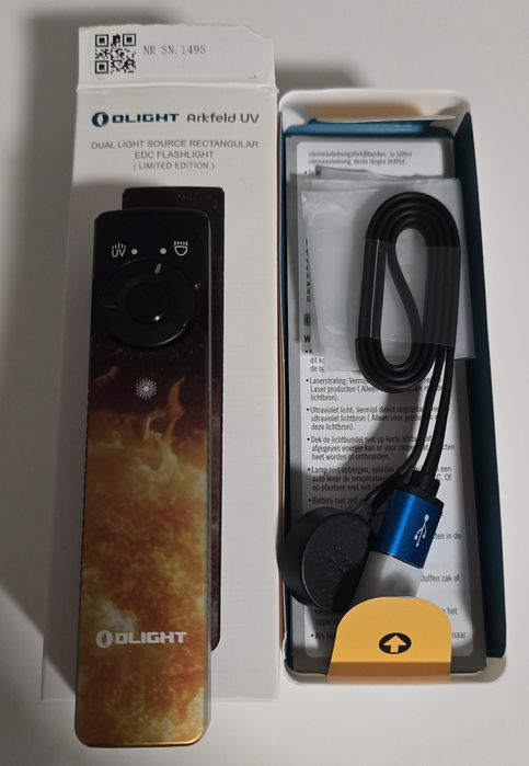 Lanterna Olight Arkfeld UV_sun flare