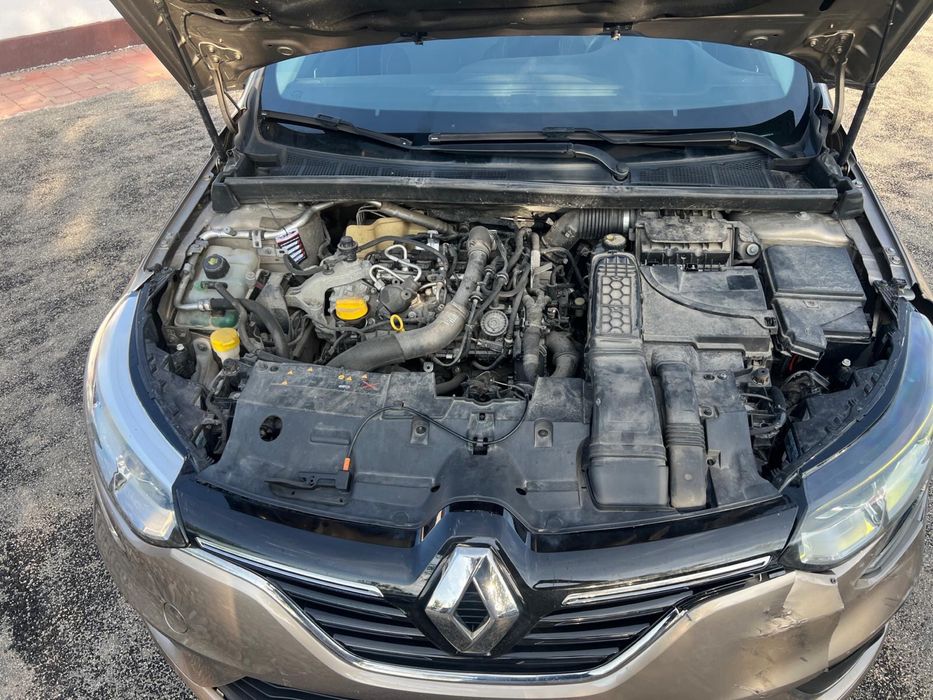 Renault Megane 1.3 benzina, avariat, AVARIATE