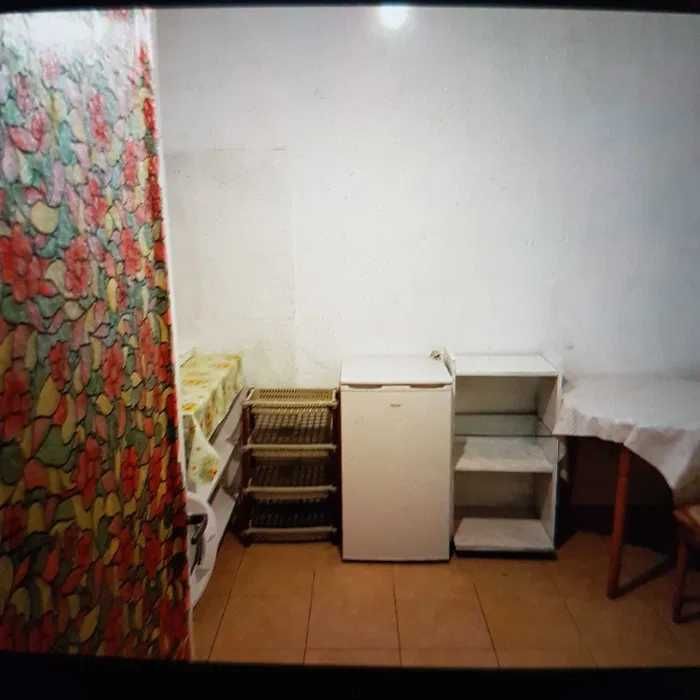 Дава се под наем Двустаен апартамент в Велико Търново, Акация - 40 кв.м за 220 € - Снимка #5