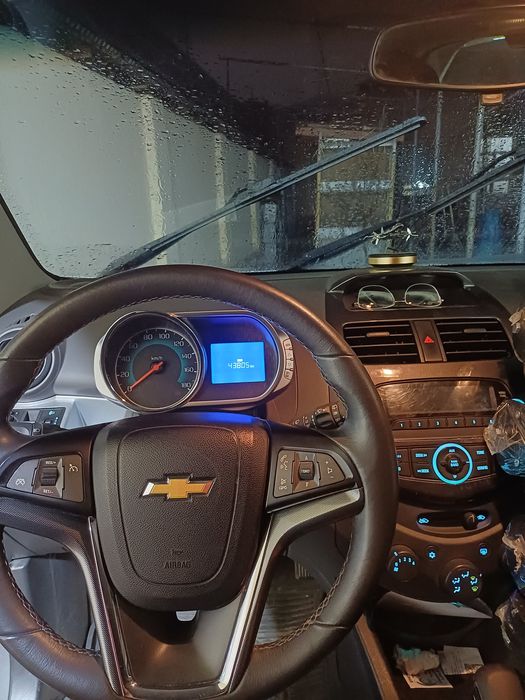 Spark sotiladi 2022 xolati ideal Продаётся Spark.