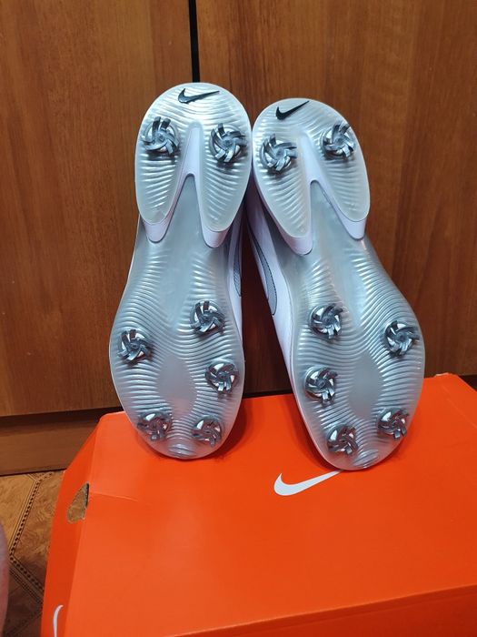 Nike Air Zoom Victory Tour 2