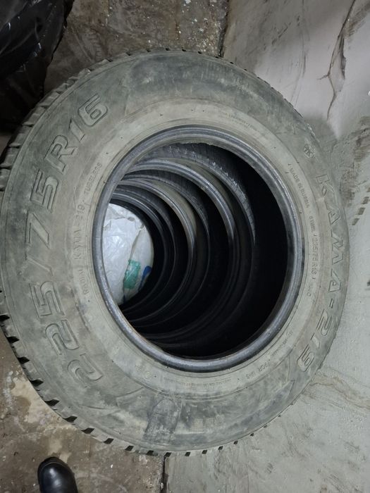 225 75 R16 кама.