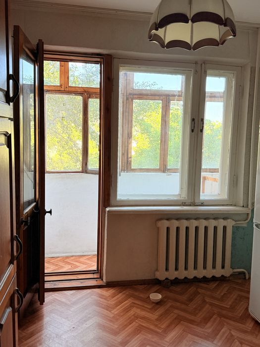 Отдам даром окно