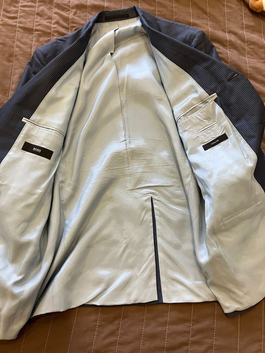 BOSS HUGO BOSS мъжки костюм 52-ри размер