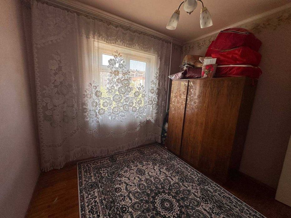 ул.ЯнгиЗамон напр. ЖК Greenwich 3\4\5 Среднее сост. 78м2 Лоджия 2х6