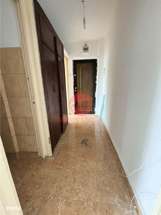 Apartament 2 Camere Semidecomandat Zona Inel 2