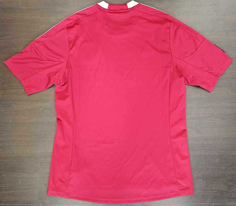 Тениска на FC Dallas .