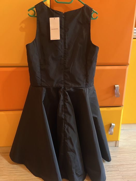 Новое платье праздничное на девочку