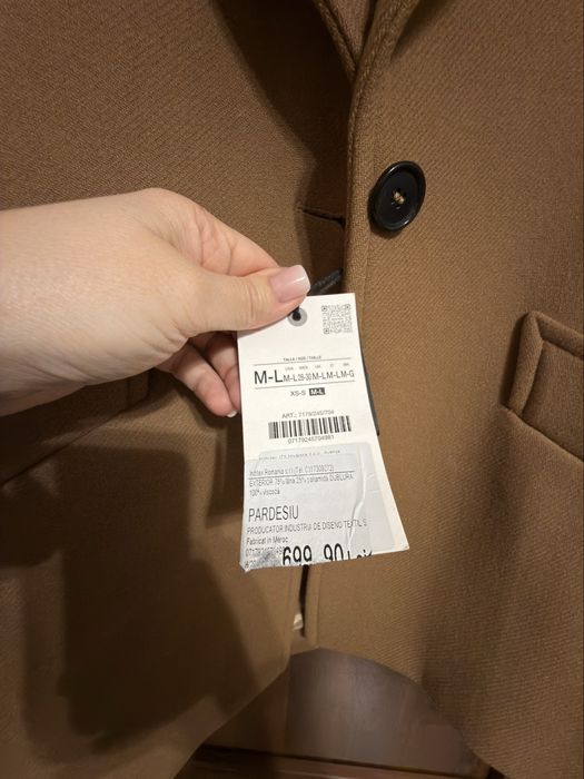 Palton Zara nou  cu eticheta