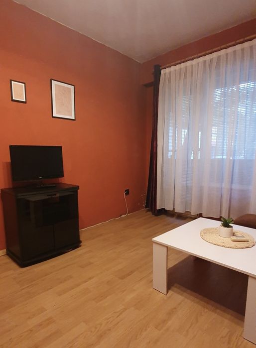 Дава се под наем Двустаен апартамент в Видин, Химик - 47 кв.м за 44880 € - Снимка #2