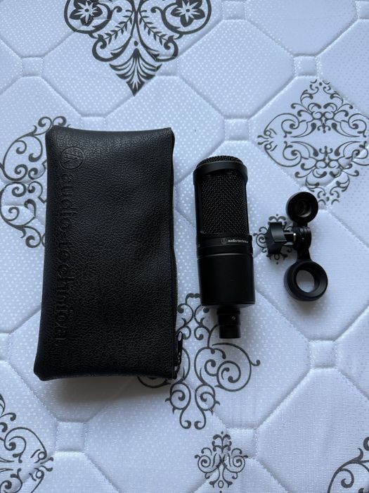 Микрофон AT 2020