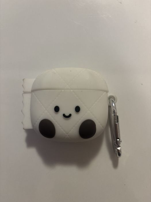 Продавам Air Pods 4