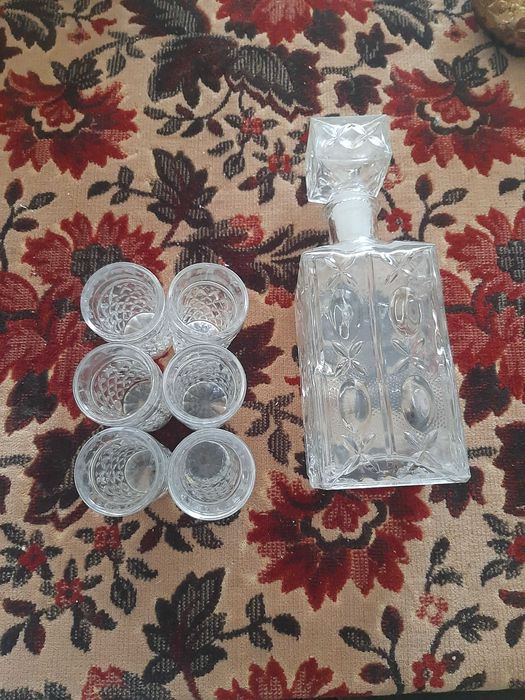Стъклен сервиз за ракия