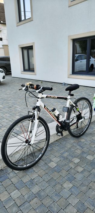 Bicicleta CUBE Curve