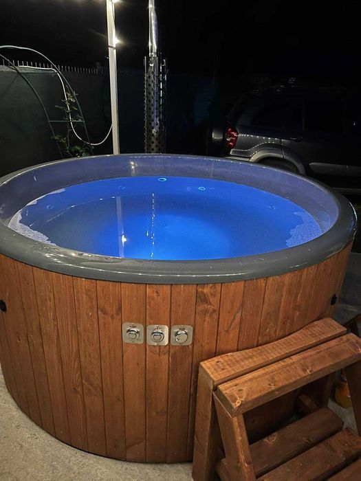 Ciubar / jacuzzi fibra de sticla PE STOC CEL MAI BUN PRET