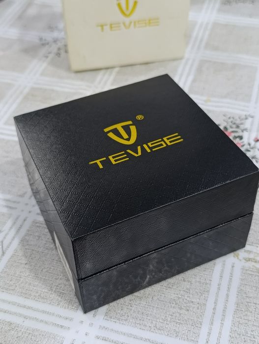 мужские  часы, оригинал фирма Tevise, автоподзавод