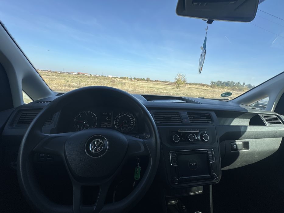 VOLKSWAGEN Caddy 2018 — imagine 3
