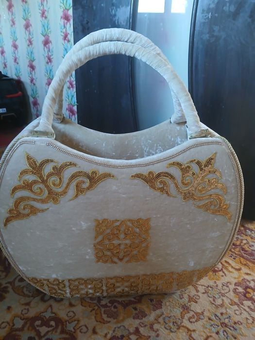 Продам корзины для той бастар