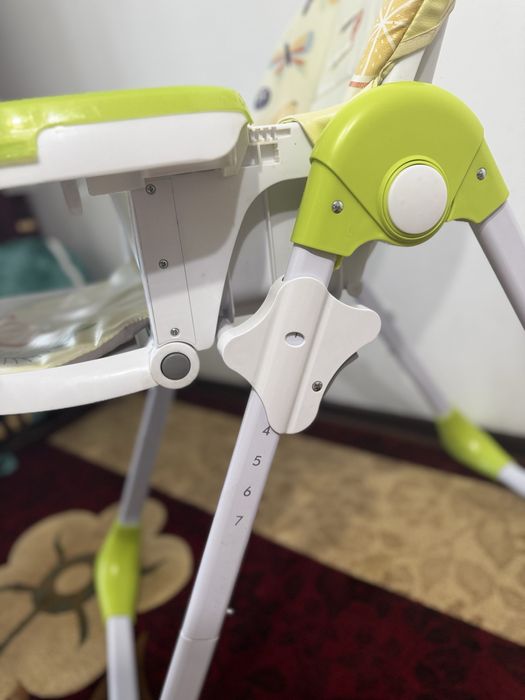 Продам стульчик для кормления