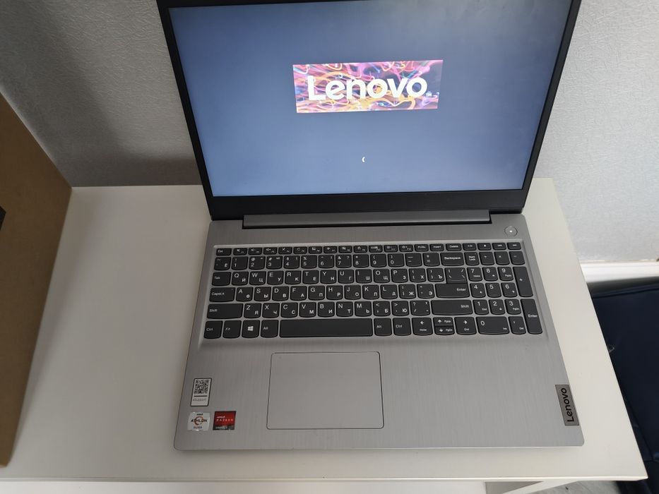 Продам ноутбук Lenovo