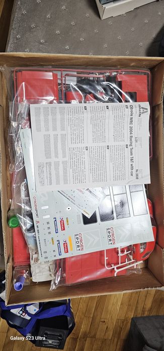 макет на кола и камион 1:24