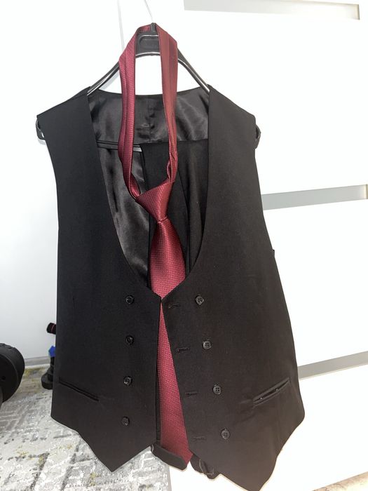 Продам мужской костюм