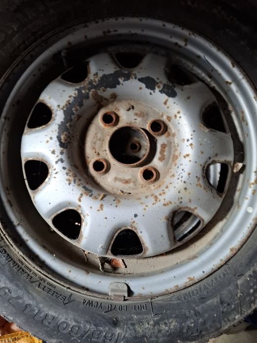 Vand 4 jante tabla cu diametrul 14 inc