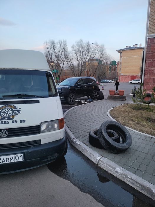 Мобильный выездной шиномонтаж переобувка на выезд ремонт колеса